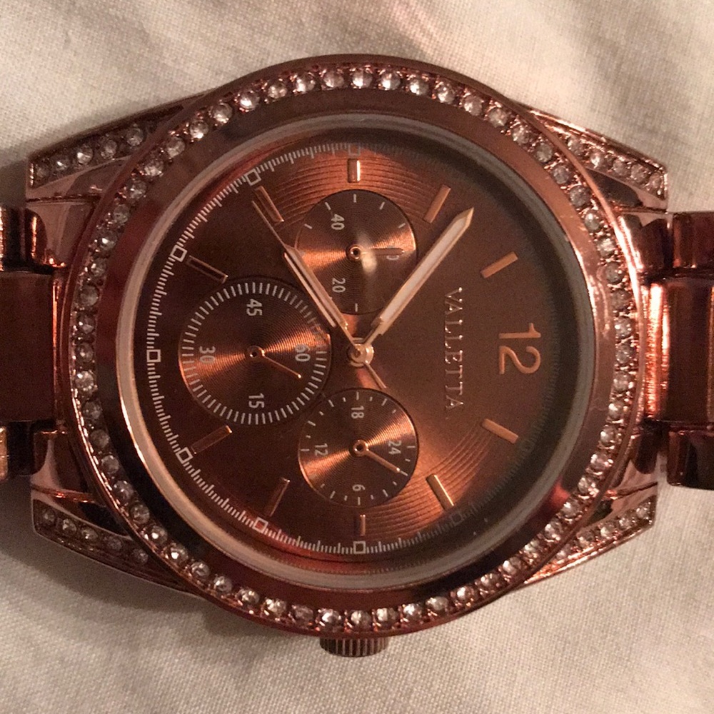 Watch - Picture 3 of 3